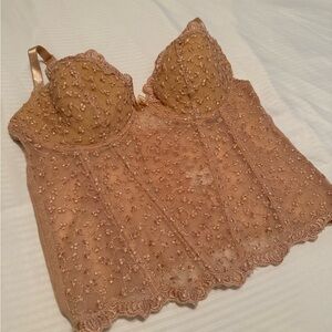 Elegant Lace Bustier in Nude